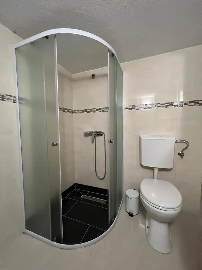 Apartment Katalin Kornic 0*,  Croatia